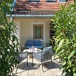 Kikelet Udvarhaz Apartament