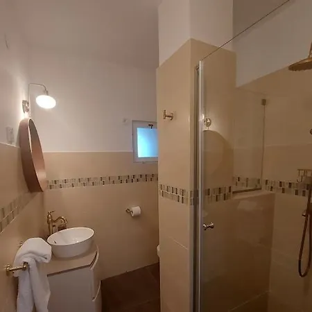 Kikelet Udvarhaz * Занка