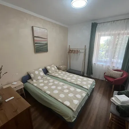 Kikelet Udvarhaz Lejlighed