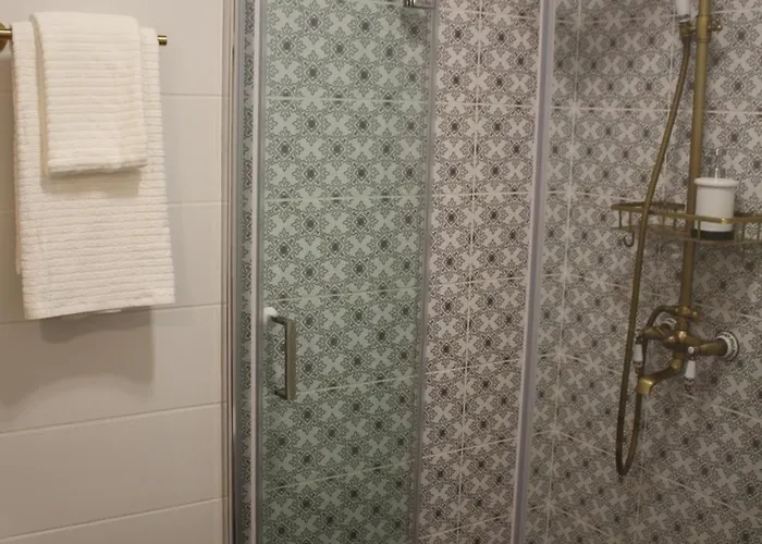 Kikelet Udvarhaz Lägenhet Zánka